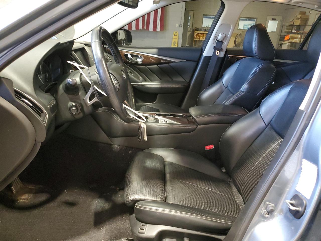 2015 Infiniti Q50 - Image 7