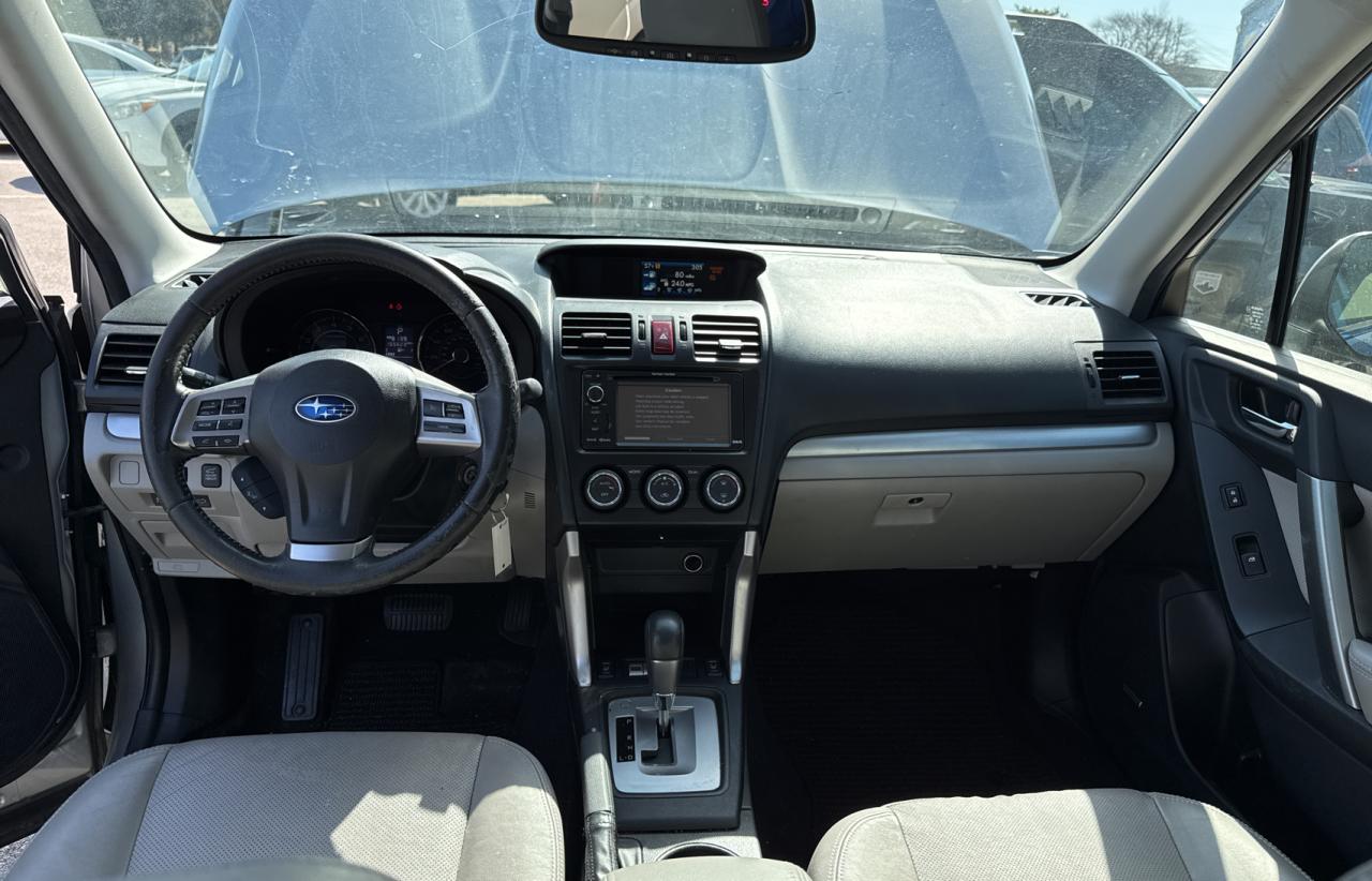 2014 Subaru Forester - Image 9