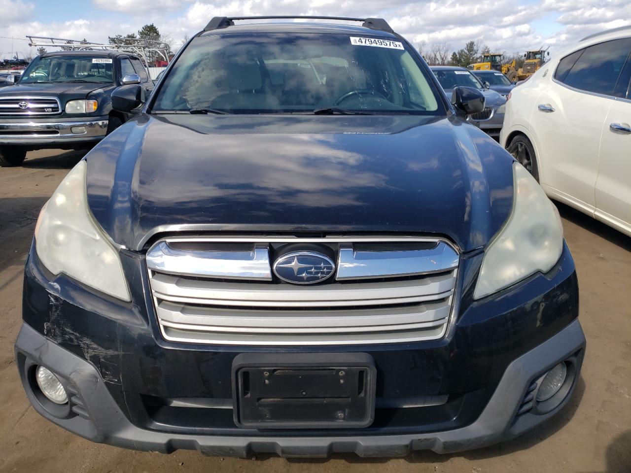 2014 Subaru Outback - Image 5