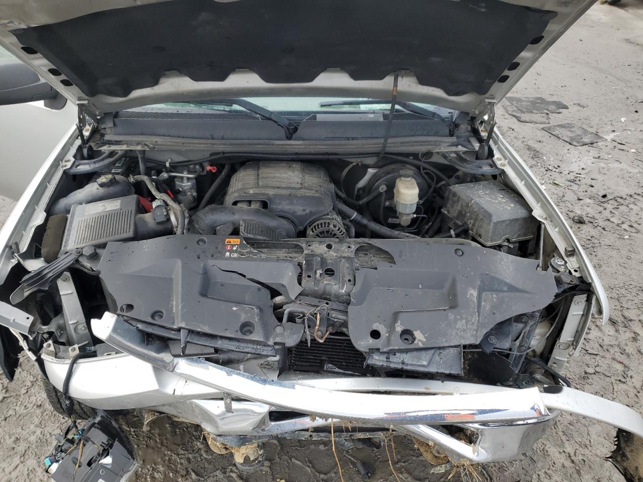 2011 GMC Sierra - Image 12