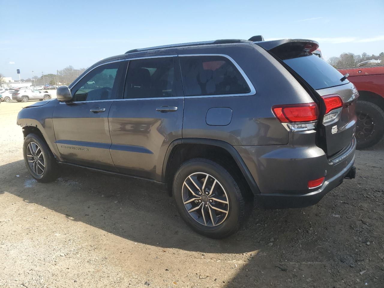 2020 Jeep Grand Cherokee - Image 2