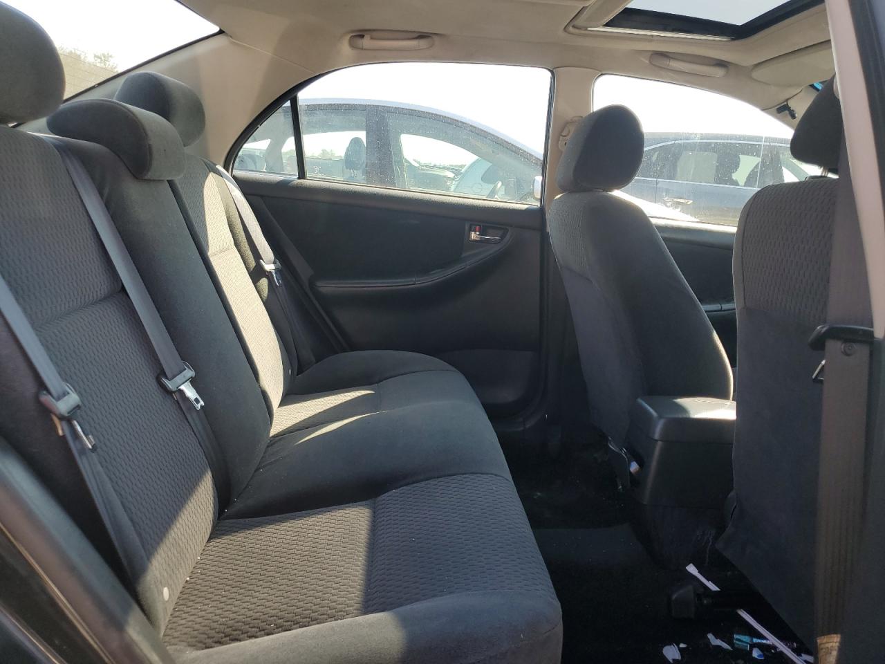 2005 Toyota Corolla - Image 10