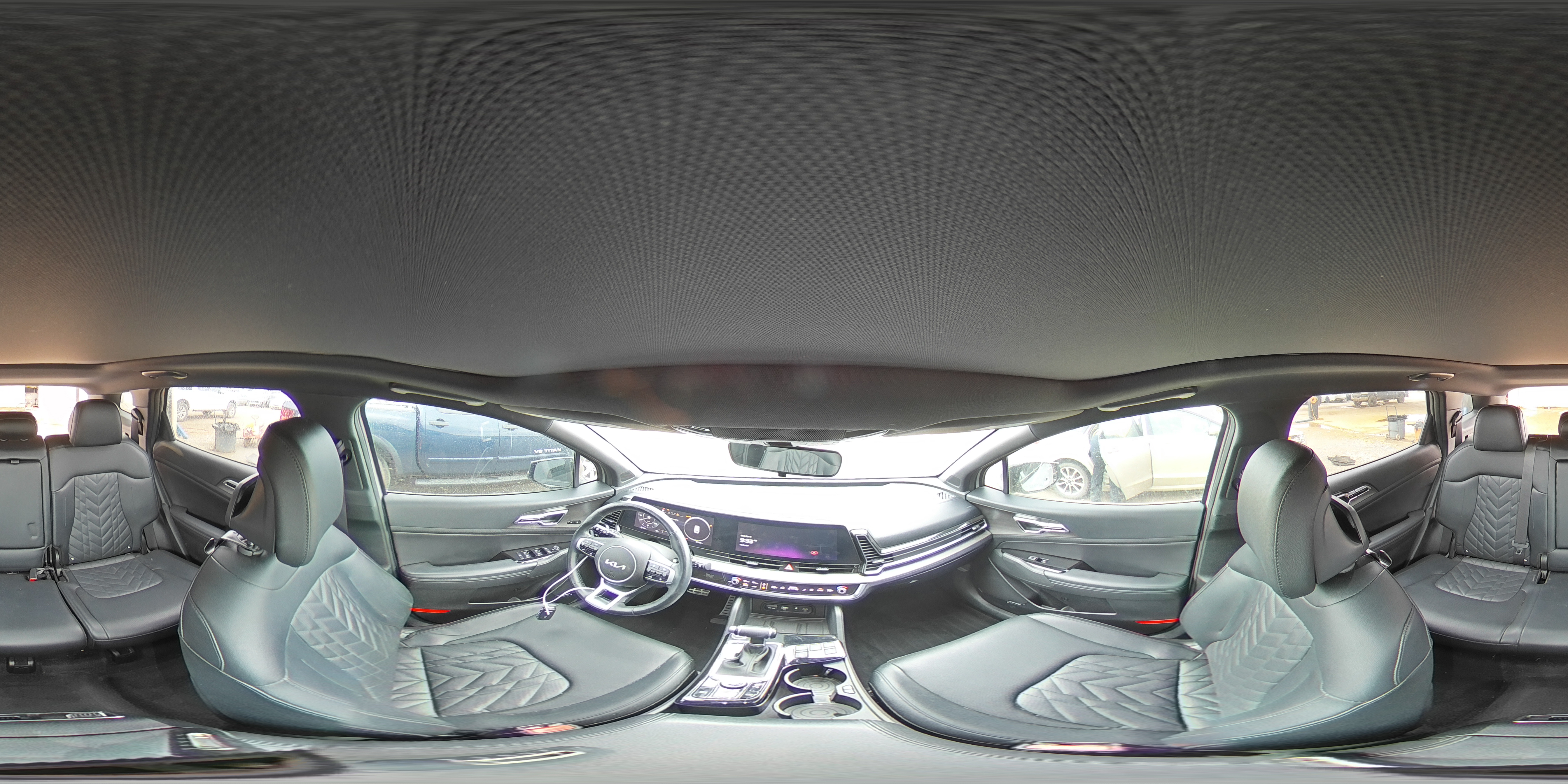 2023 Kia Sportage - Image 16