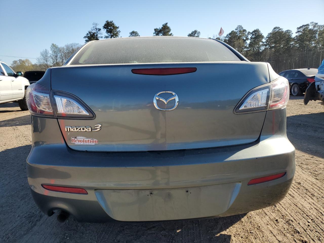 2013 Mazda 3 - Image 6