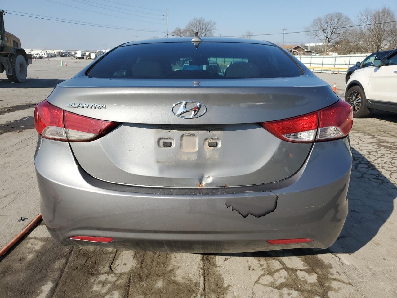 2013 Hyundai Elantra - Image 6