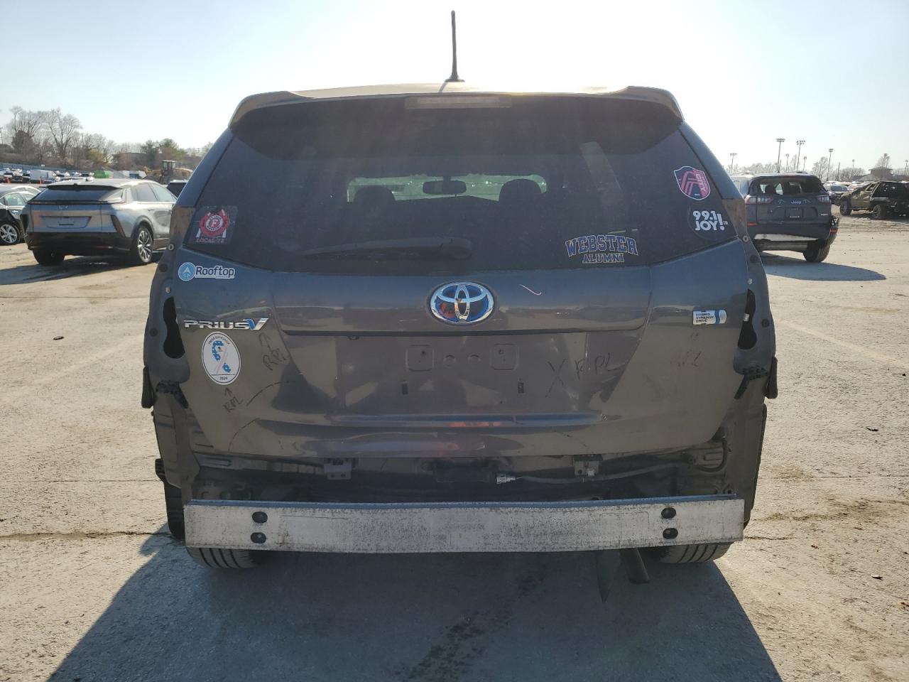 2012 Toyota Prius - Image 6