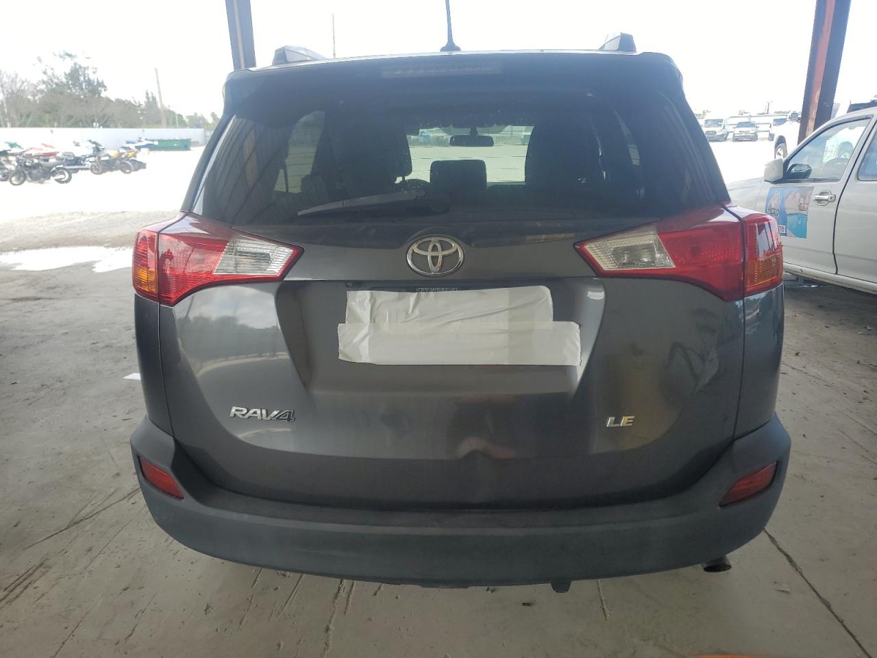 2015 Toyota RAV 4 - Image 6