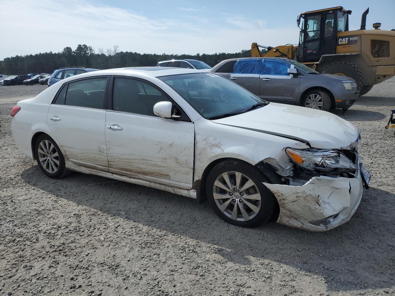 2012 Toyota Avalon - Image 4