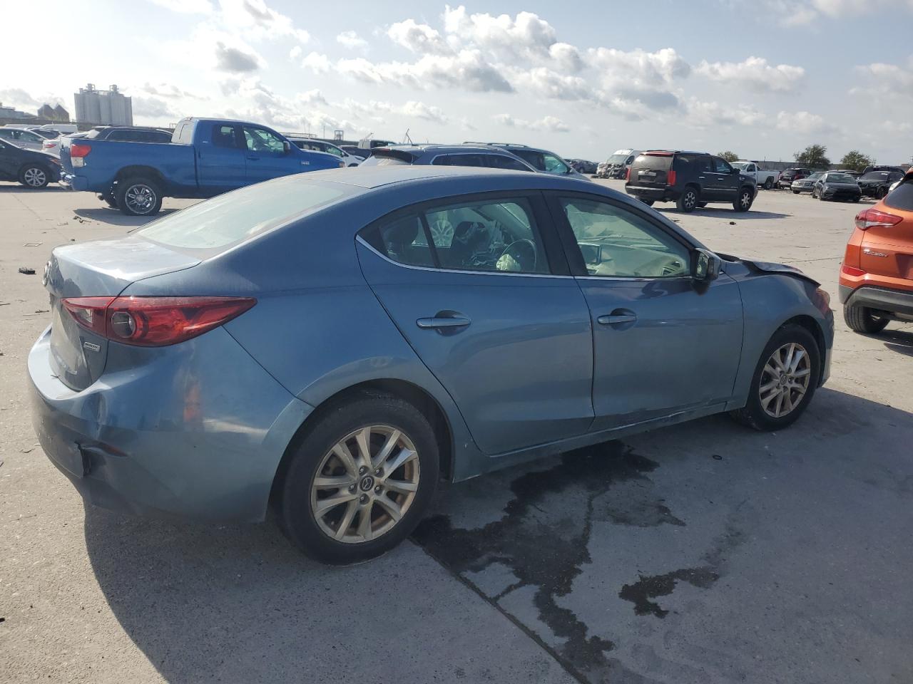 2016 Mazda 3 - Image 3