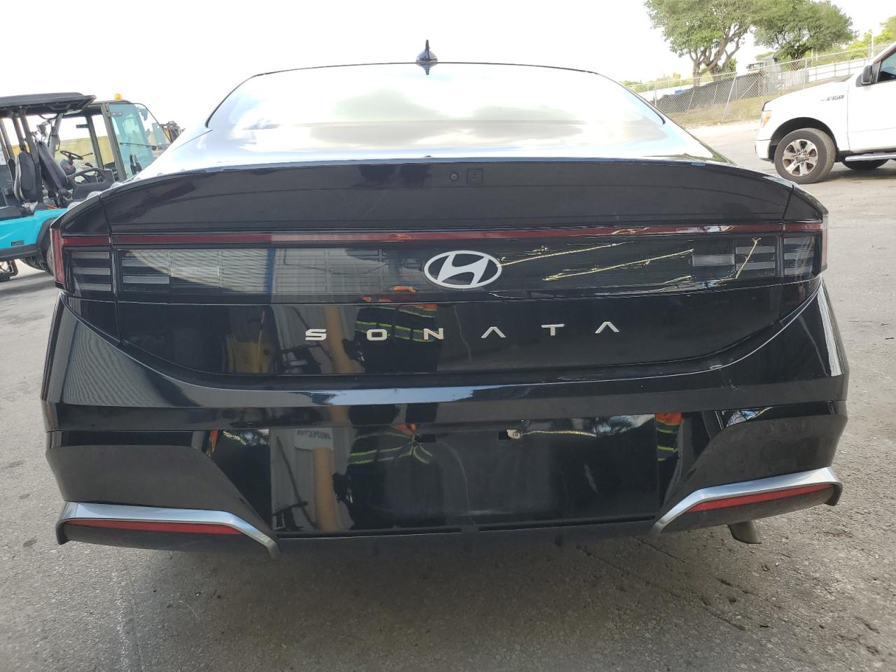2024 Hyundai Sonata Sel VIN: KMHL64JA2RA405922 Lot: 51076135