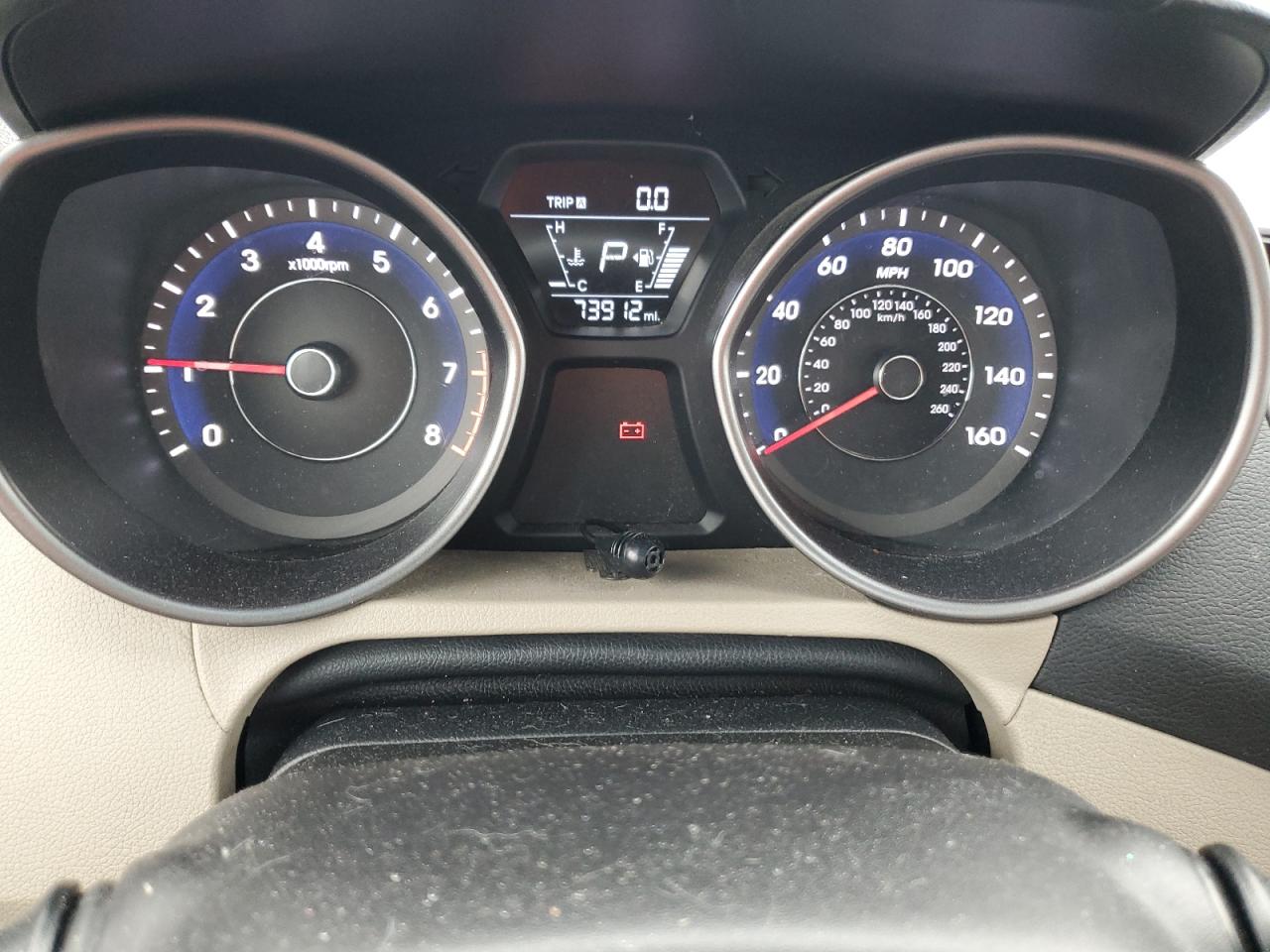 2014 Hyundai Elantra - Image 9