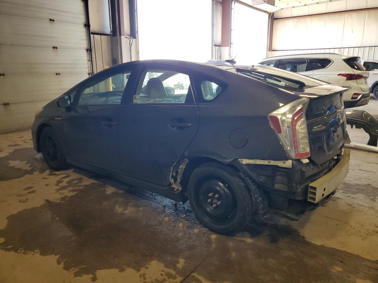 2013 Toyota Prius - Image 2