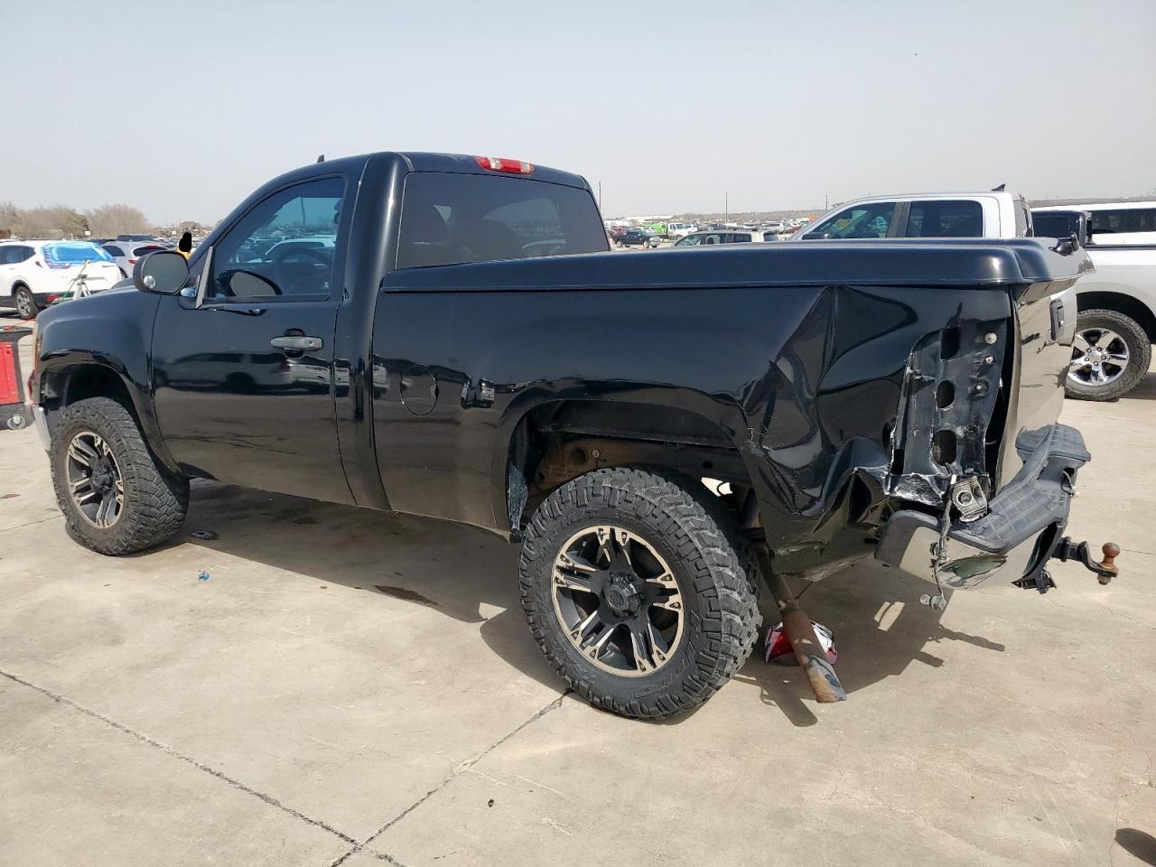 2008 GMC Sierra - Image 2