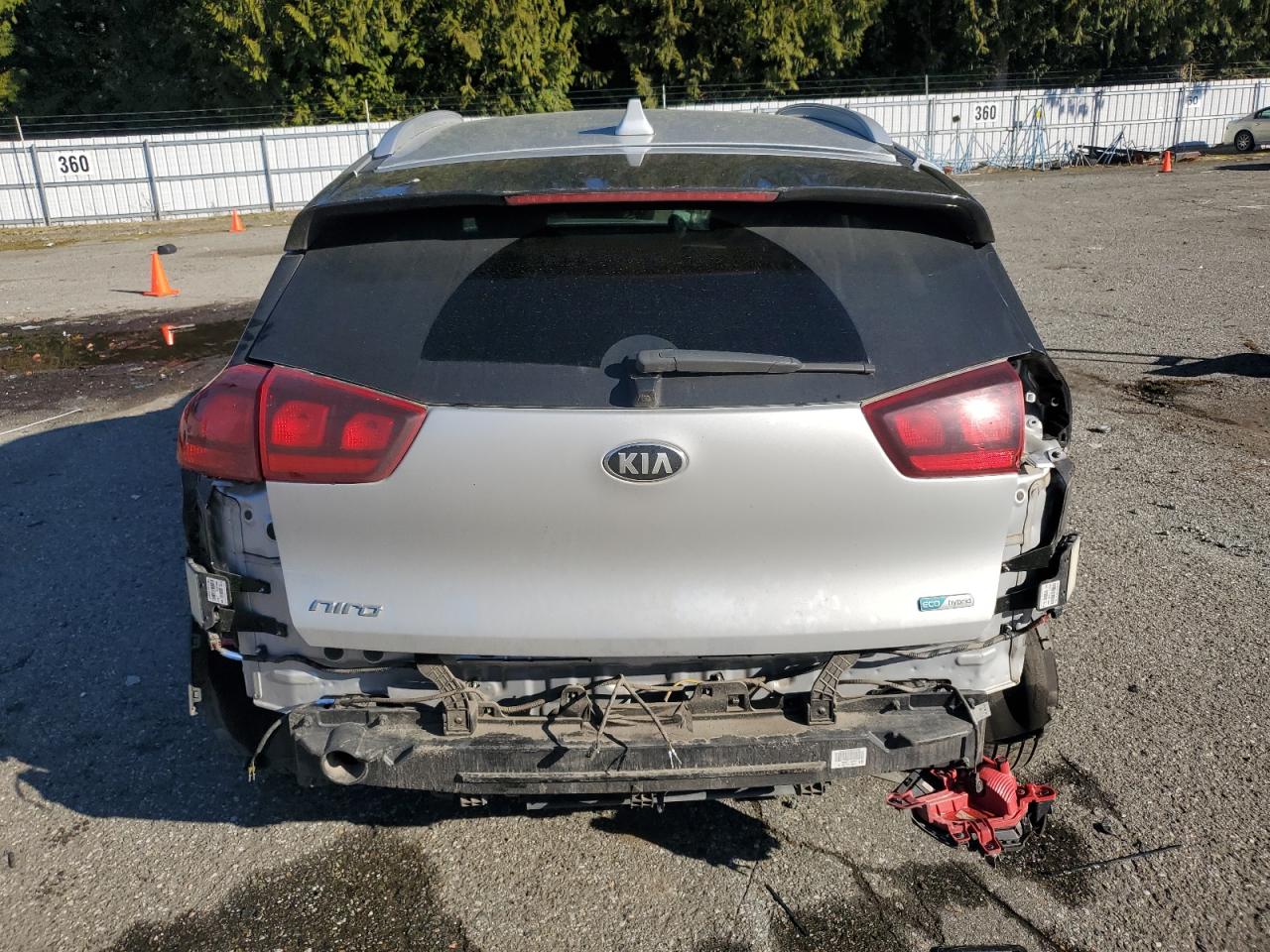 2020 Kia Niro - Image 6