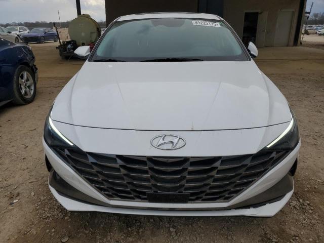  HYUNDAI ELANTRA 2023 Белый