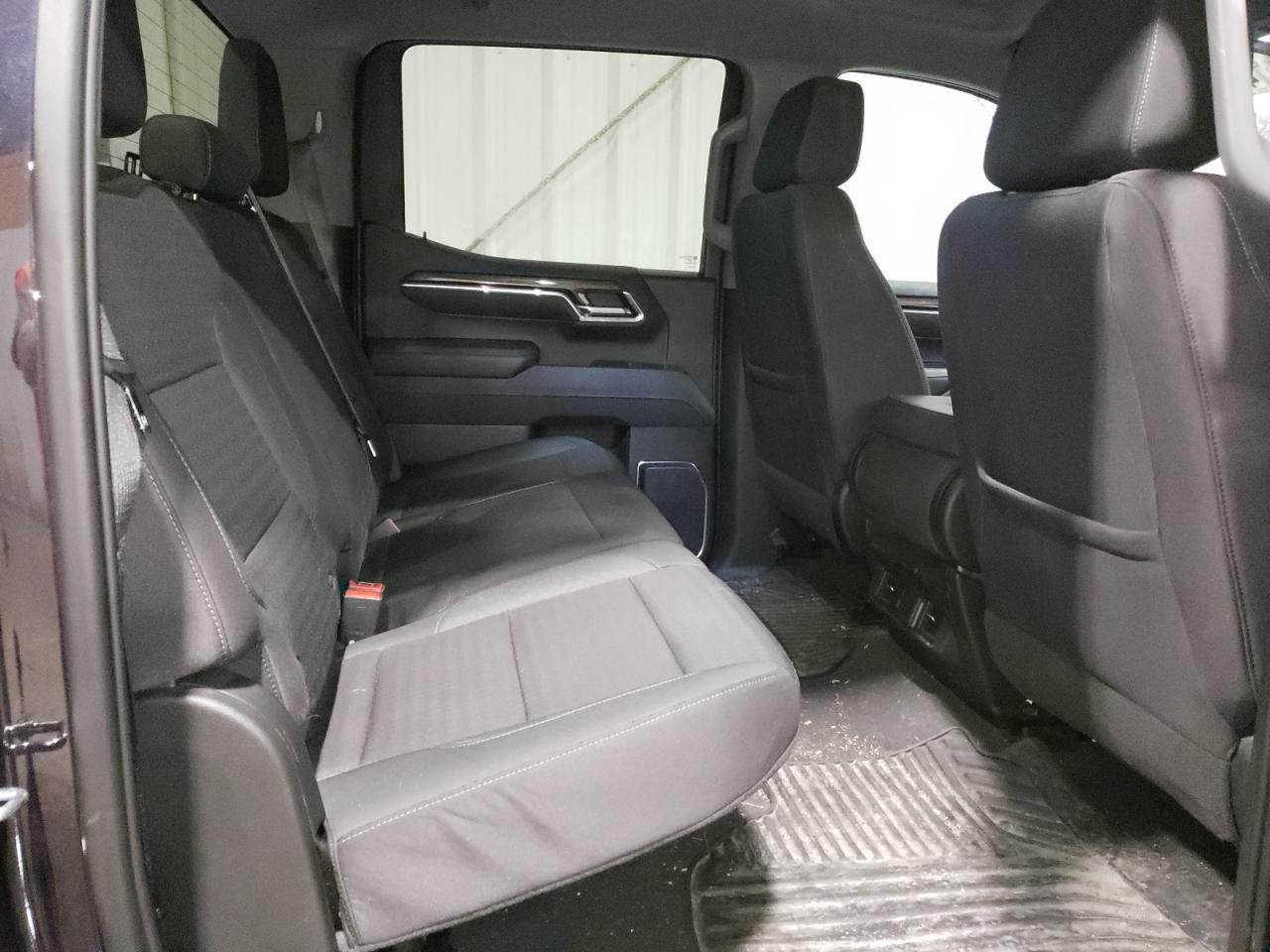 2023 Chevrolet Silverado - Image 10