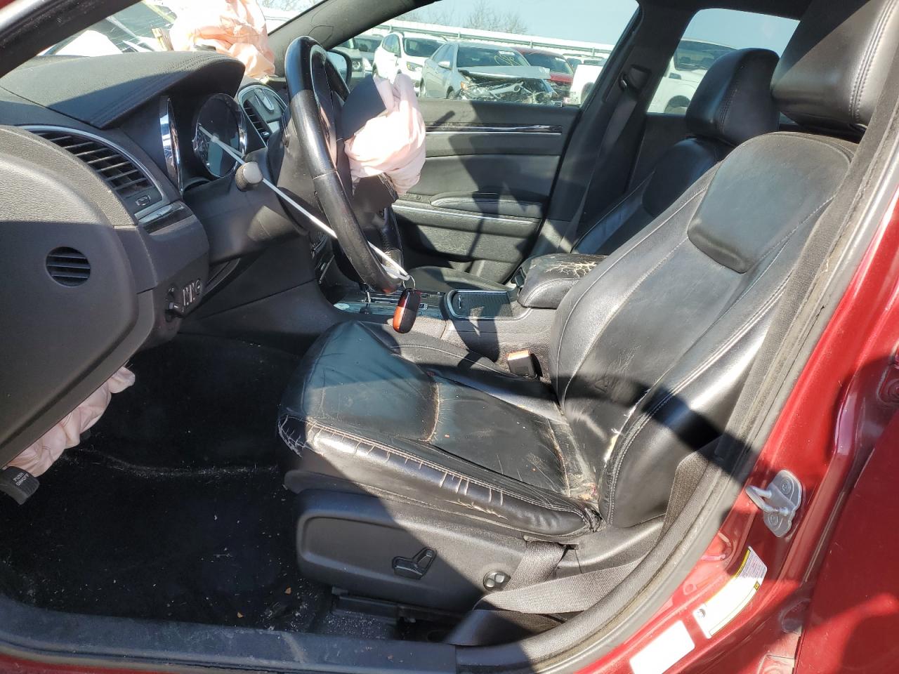 2011 Chrysler 300 - Image 7