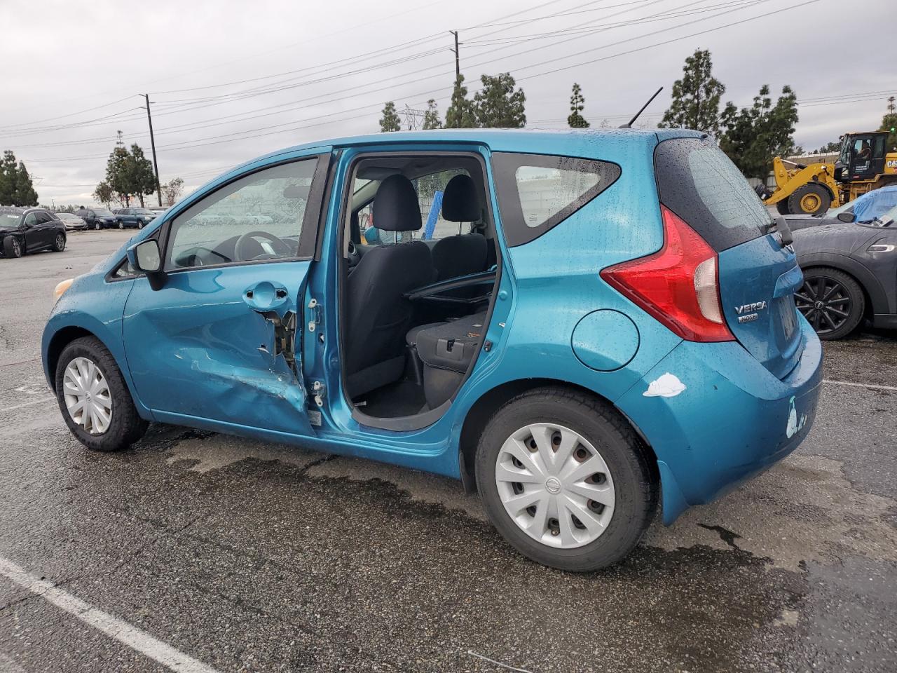 2015 Nissan Versa - Image 2