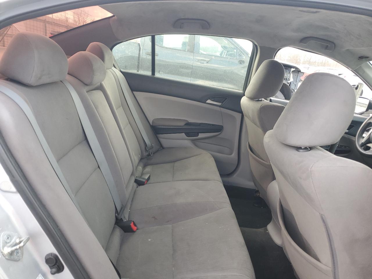 2012 Honda Accord - Image 11