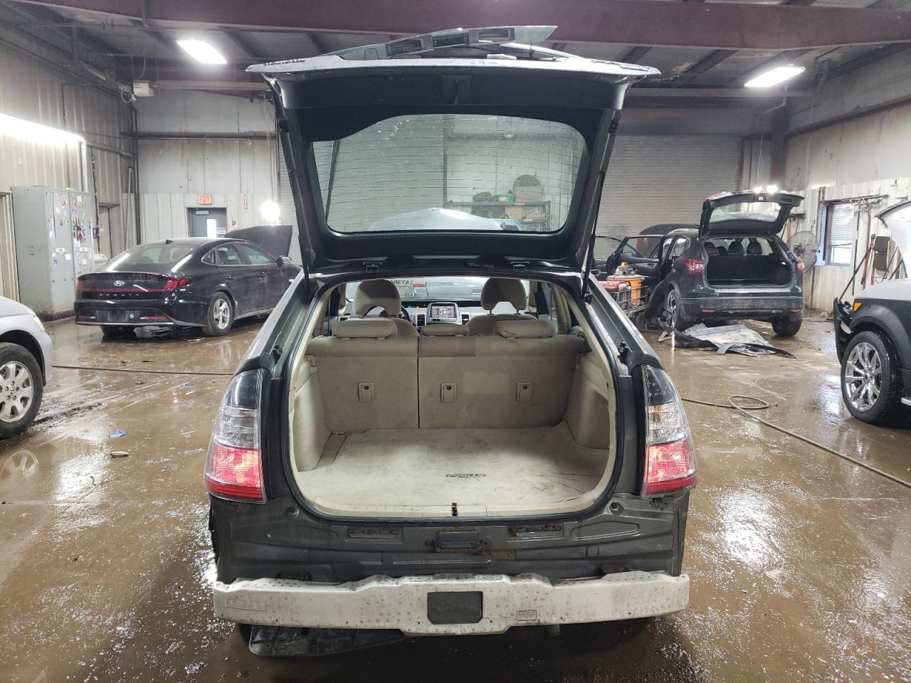 2005 Toyota Prius - Image 6