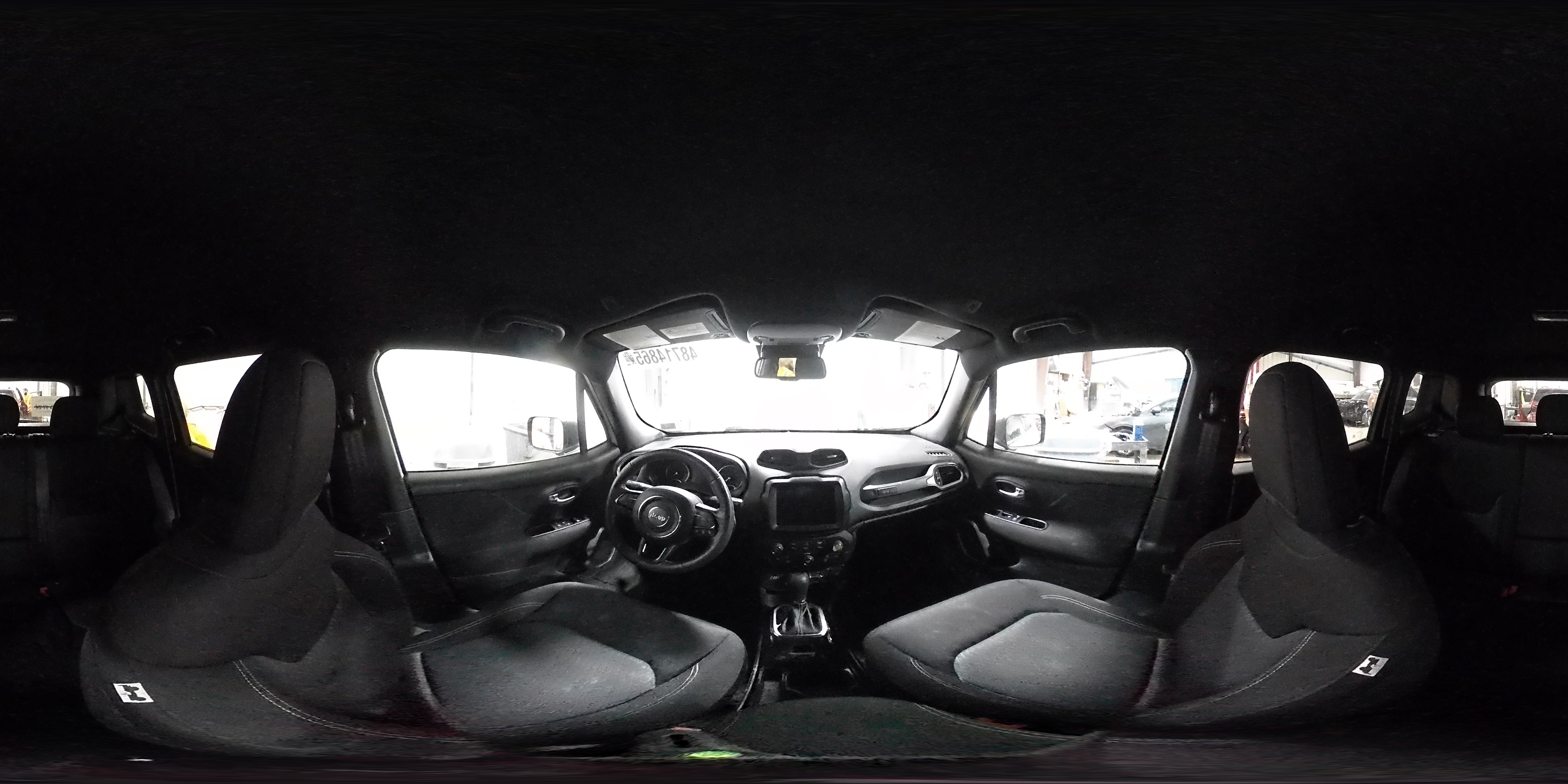 2021 Jeep Renegade - Image 15