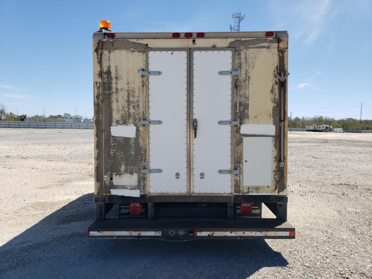 2008 Ford Econoline E450 Super Duty Cutaway Van VIN: 1FDXE45S08DB57903 Lot: 48893595
