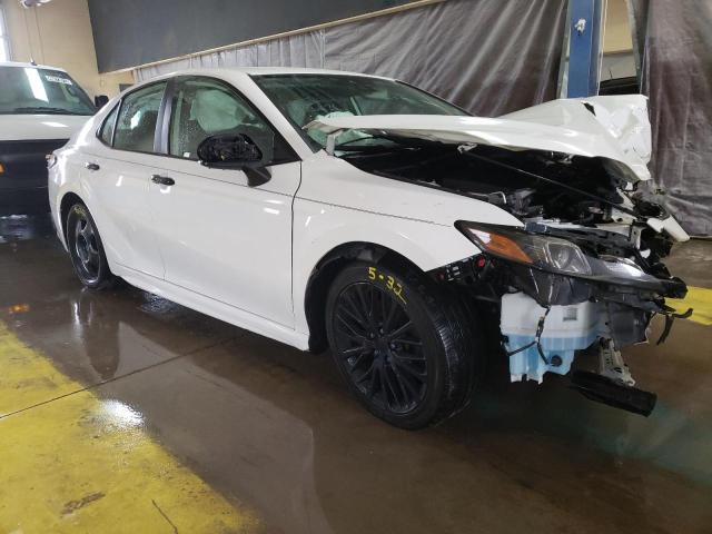  TOYOTA CAMRY 2021 White
