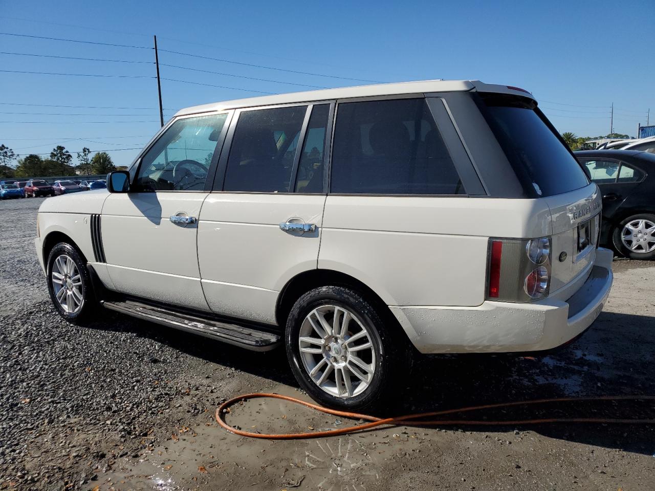 2009 Land Rover Range Rover - Image 2