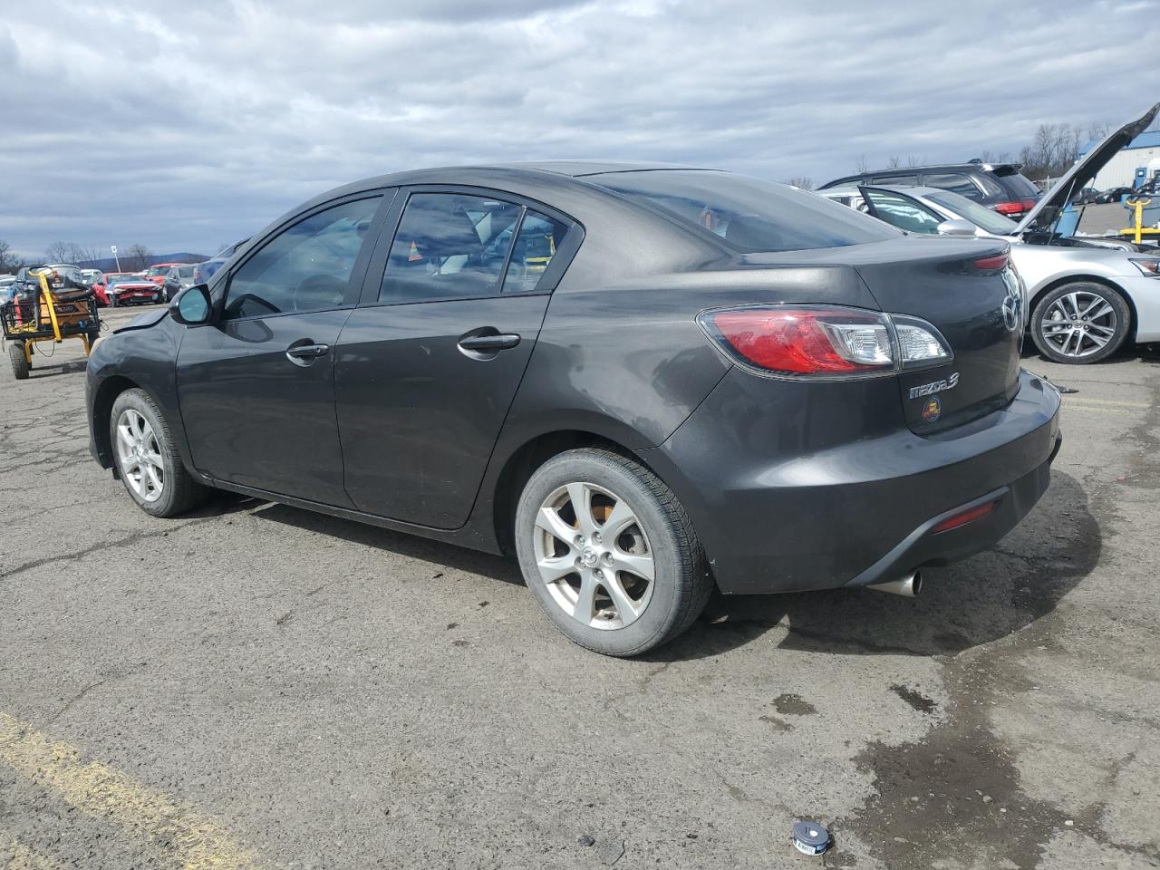 2010 Mazda 3 - Image 2