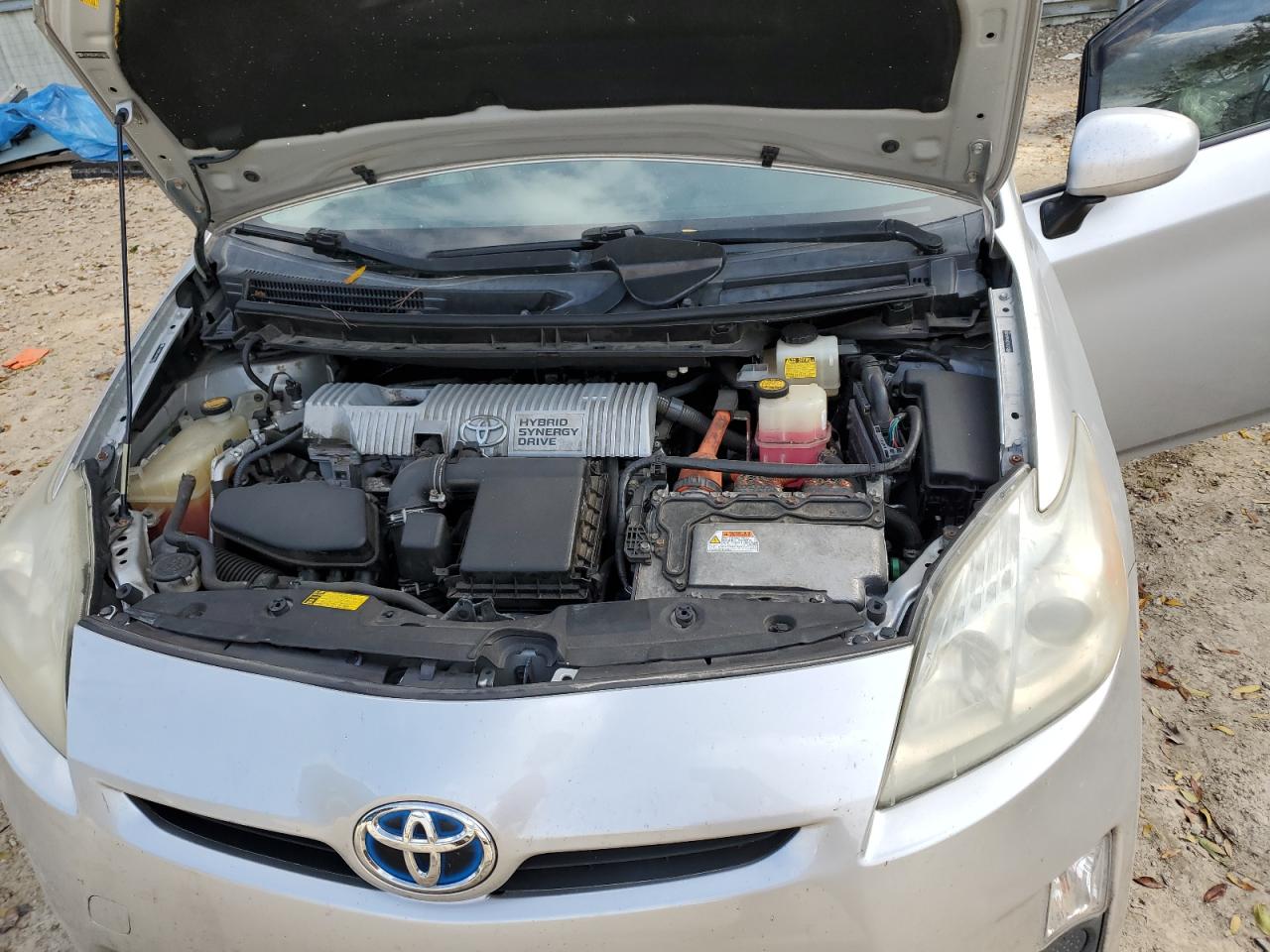 2010 Toyota Prius - Image 12