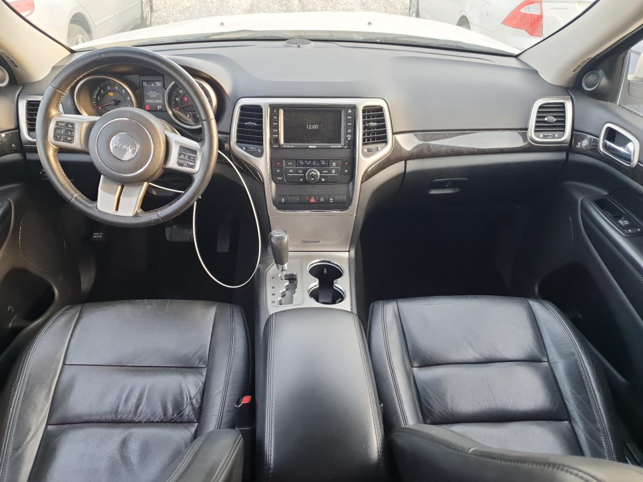 2011 Jeep Grand Cherokee - Image 8