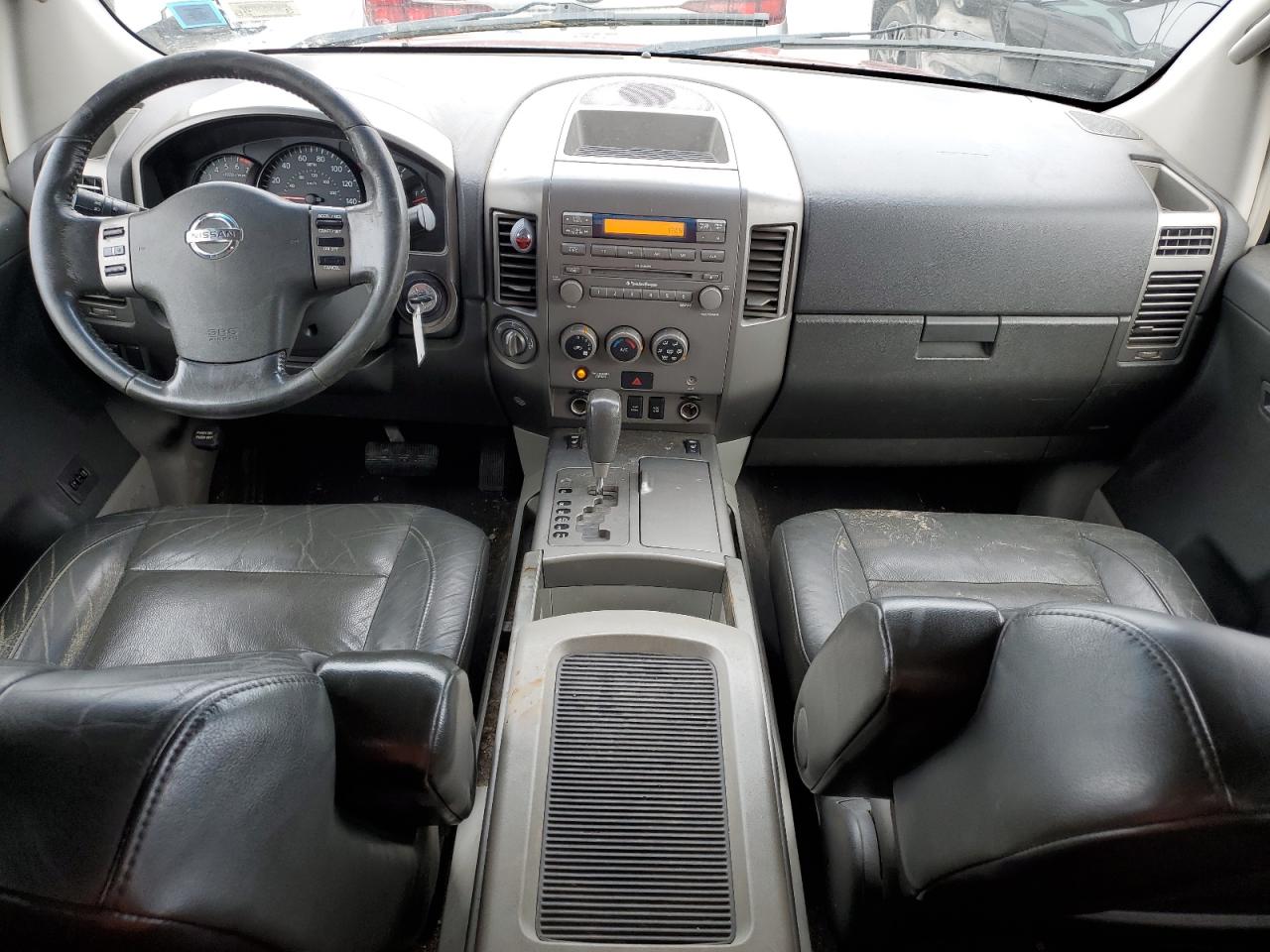 2004 Nissan Titan - Image 8