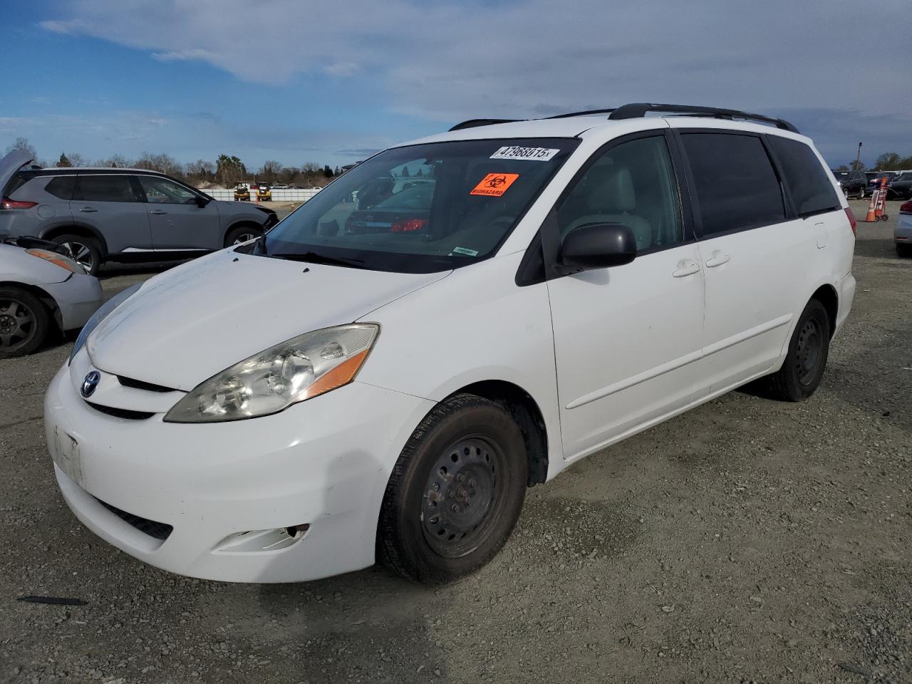 2009 Toyota Sienna - Image 1