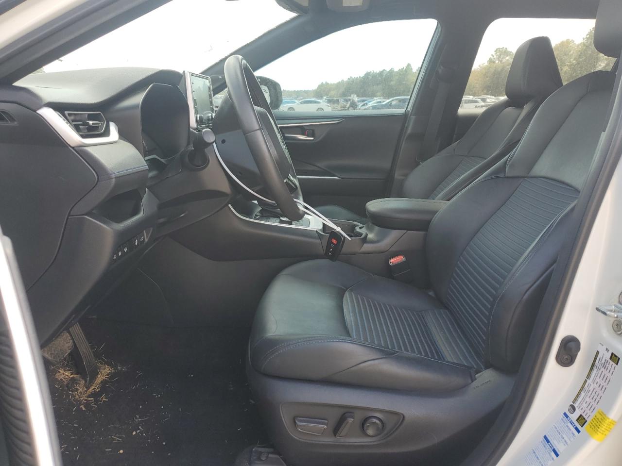 2021 Toyota RAV 4 - Image 7