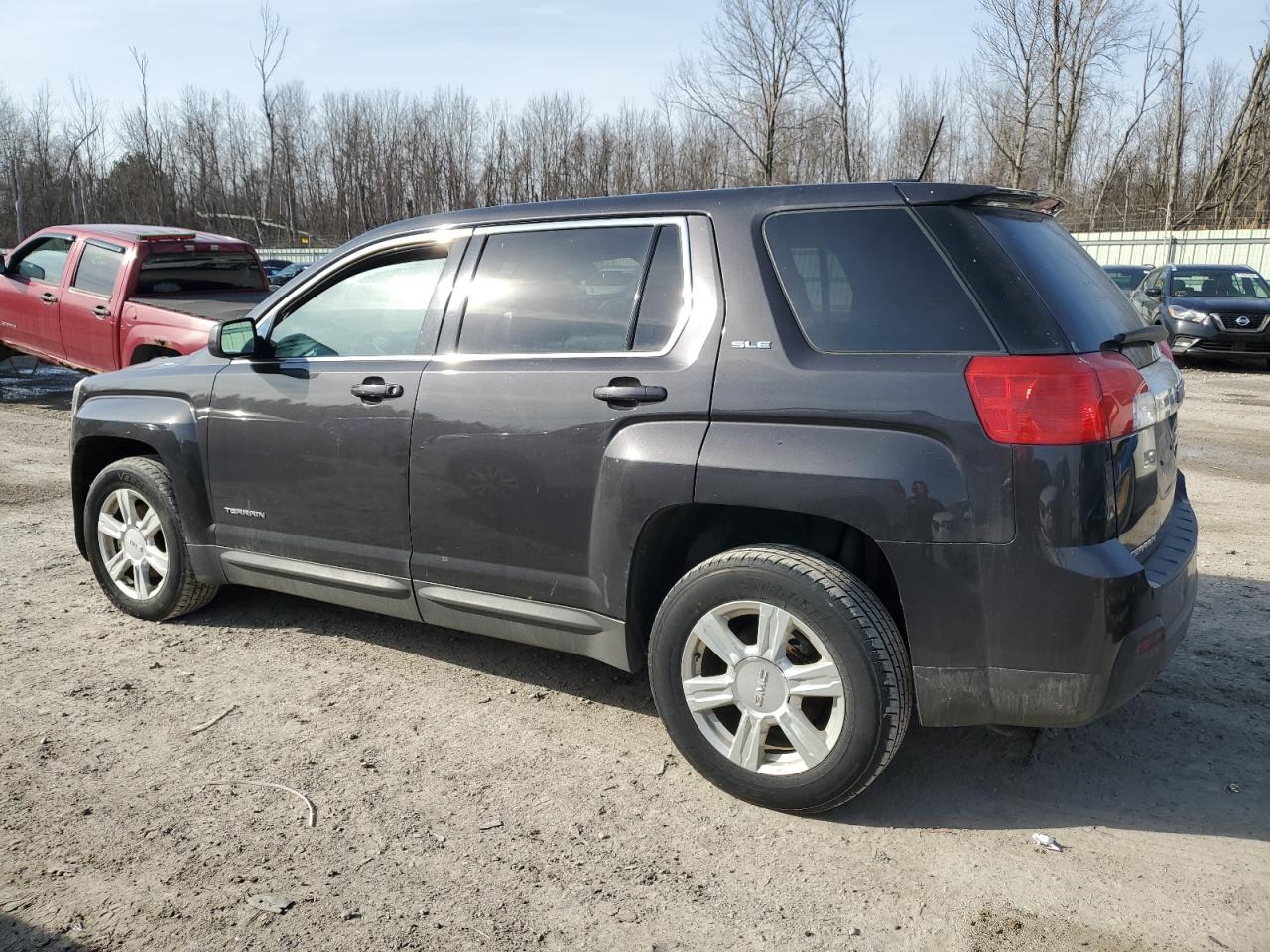 2015 GMC Terrain - Image 2