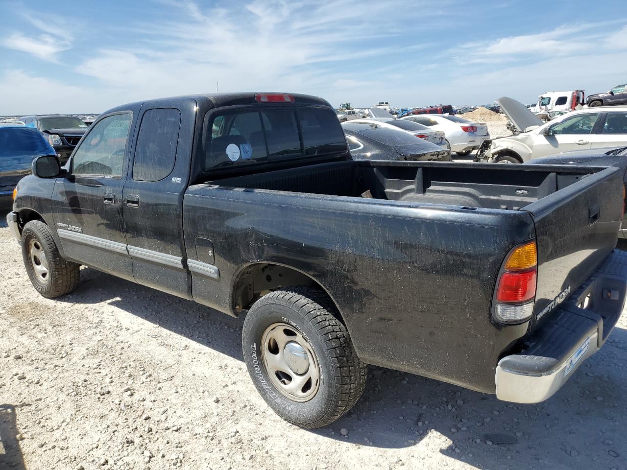 2000 Toyota Tundra - Image 2