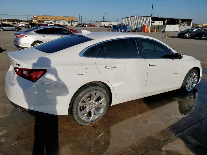  CHEVROLET MALIBU 2017 Белы