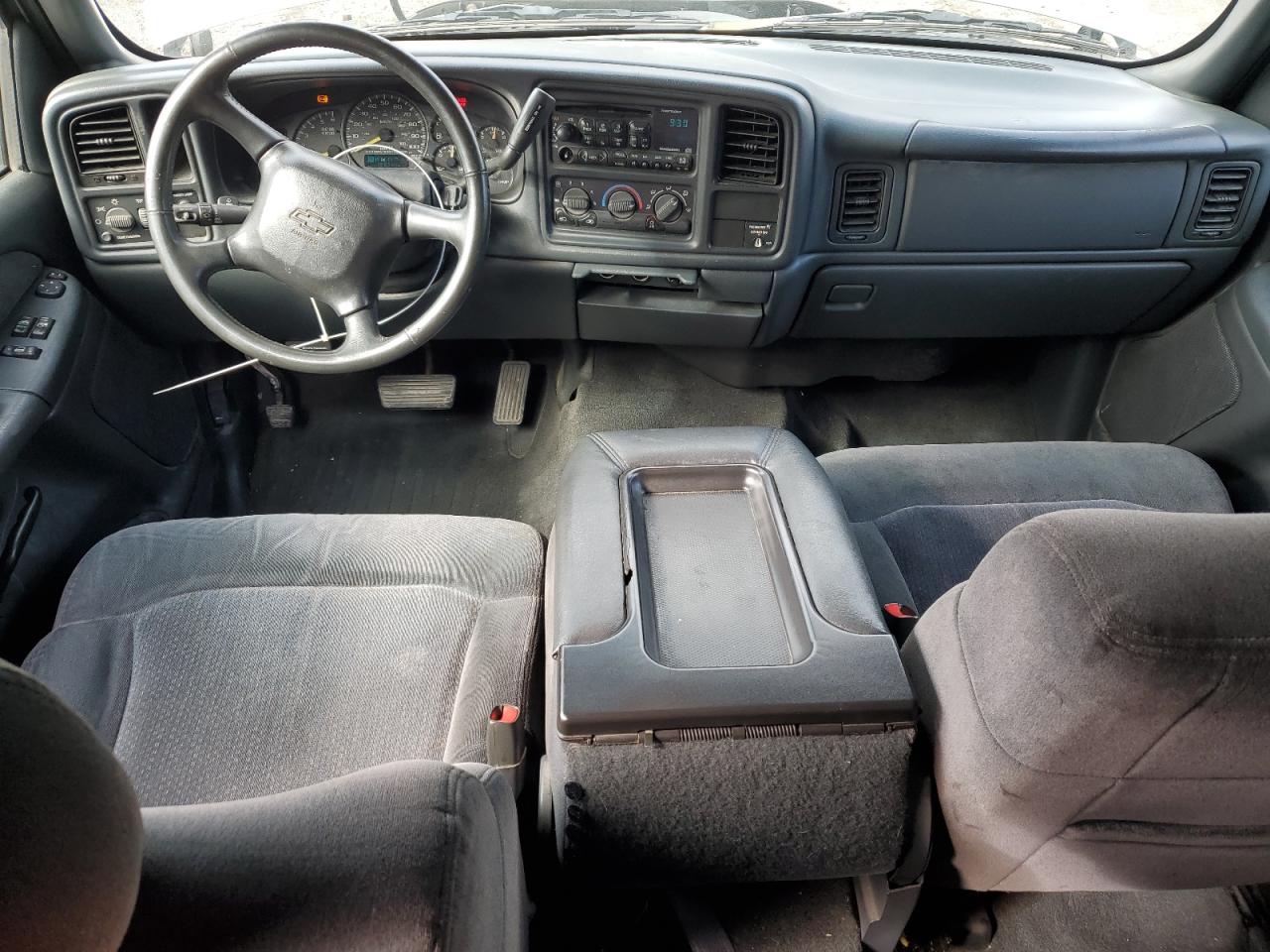 2001 Chevrolet Silverado - Image 8