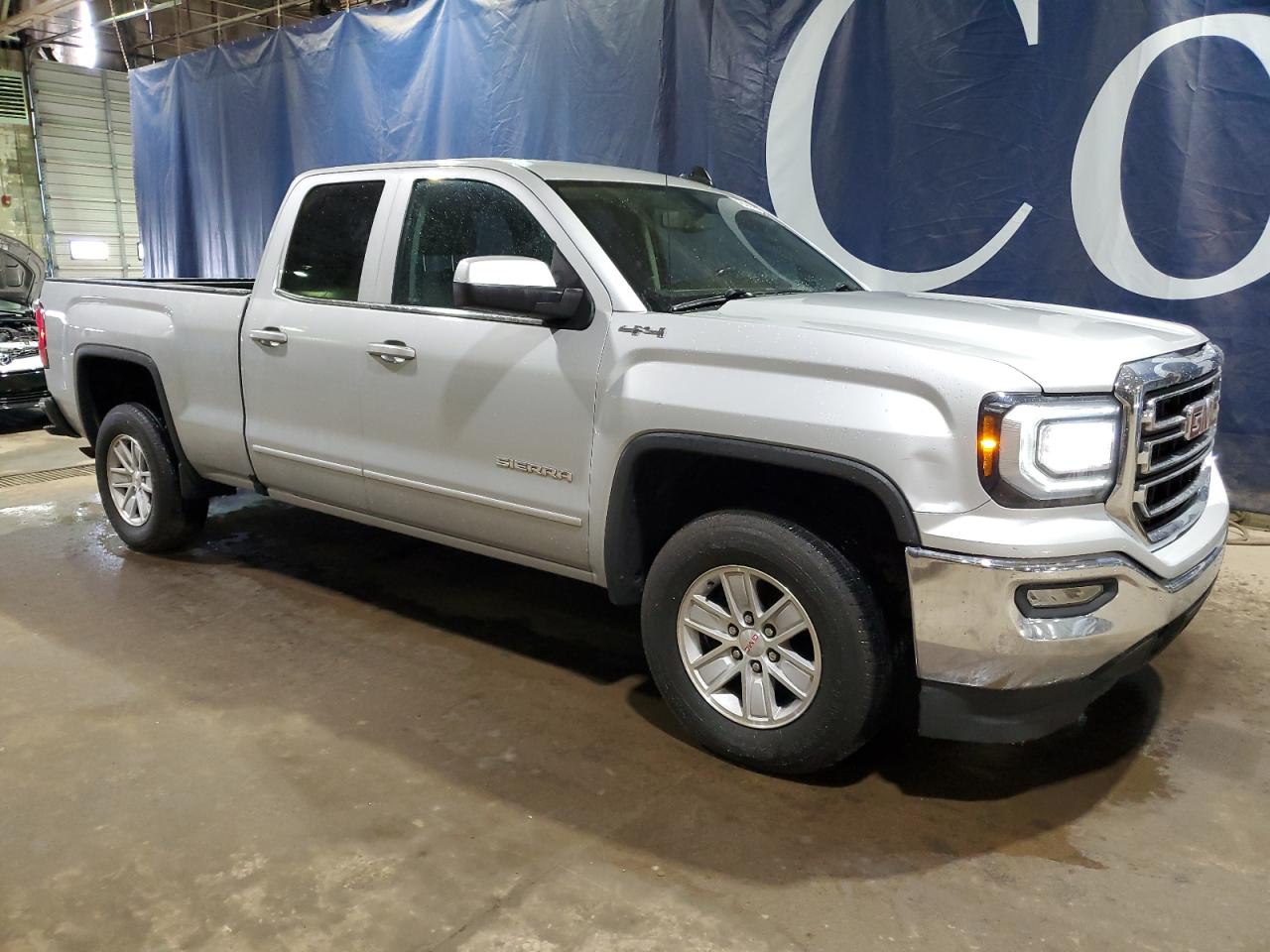 2018 GMC Sierra - Image 4