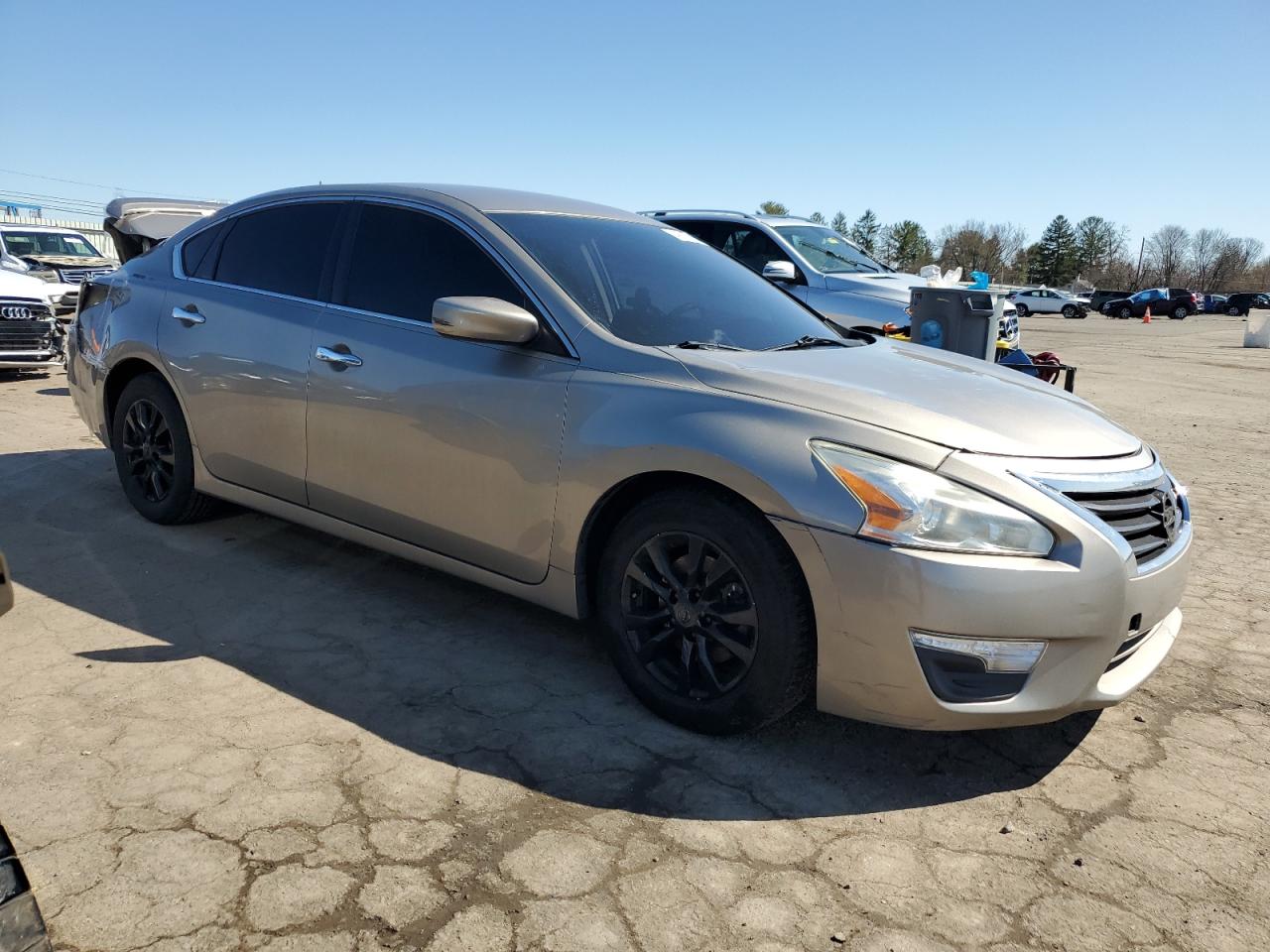 2014 Nissan Altima - Image 4