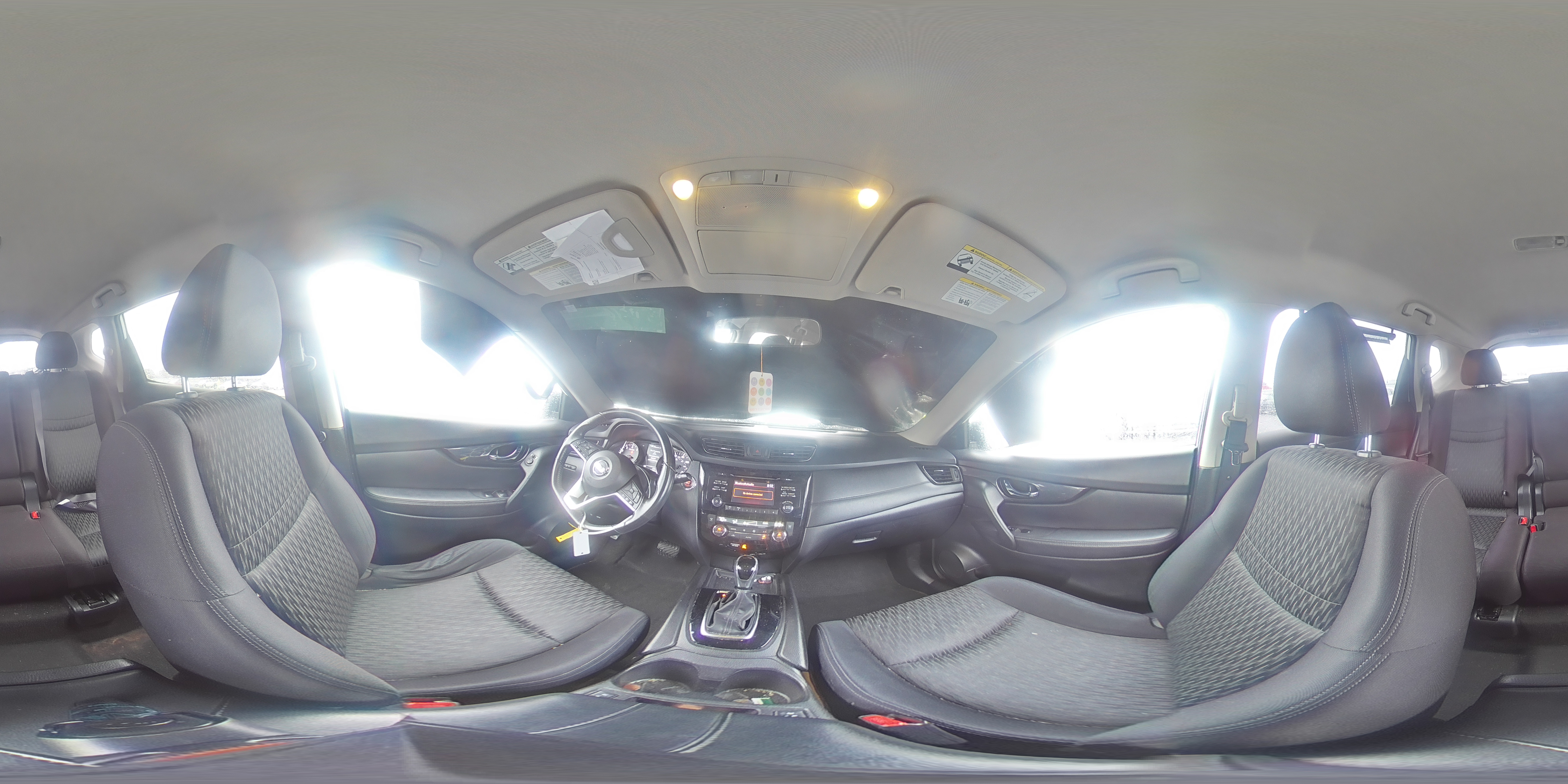 2017 Nissan Rogue - Image 13