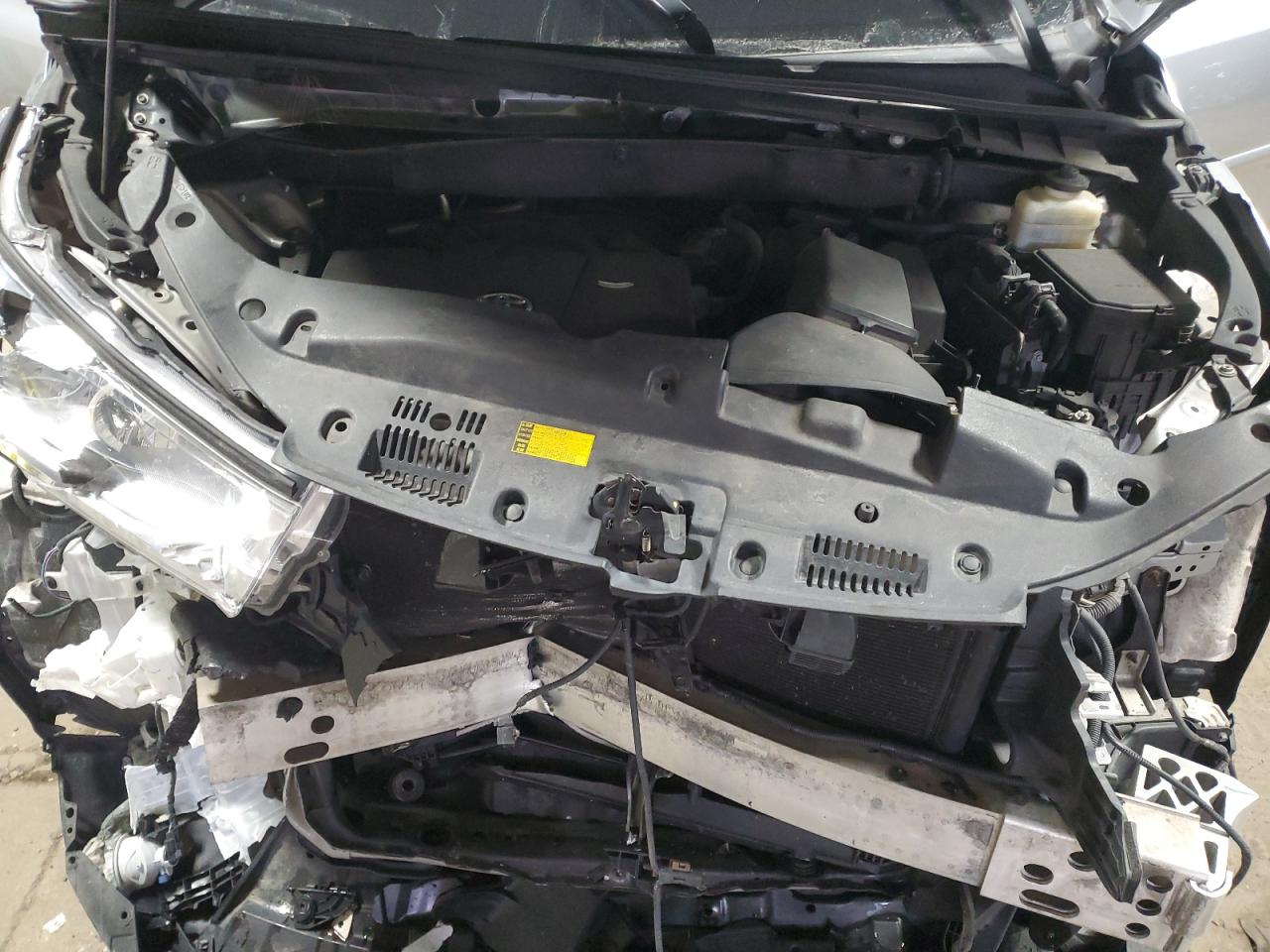 2017 Toyota Highlander - Image 13