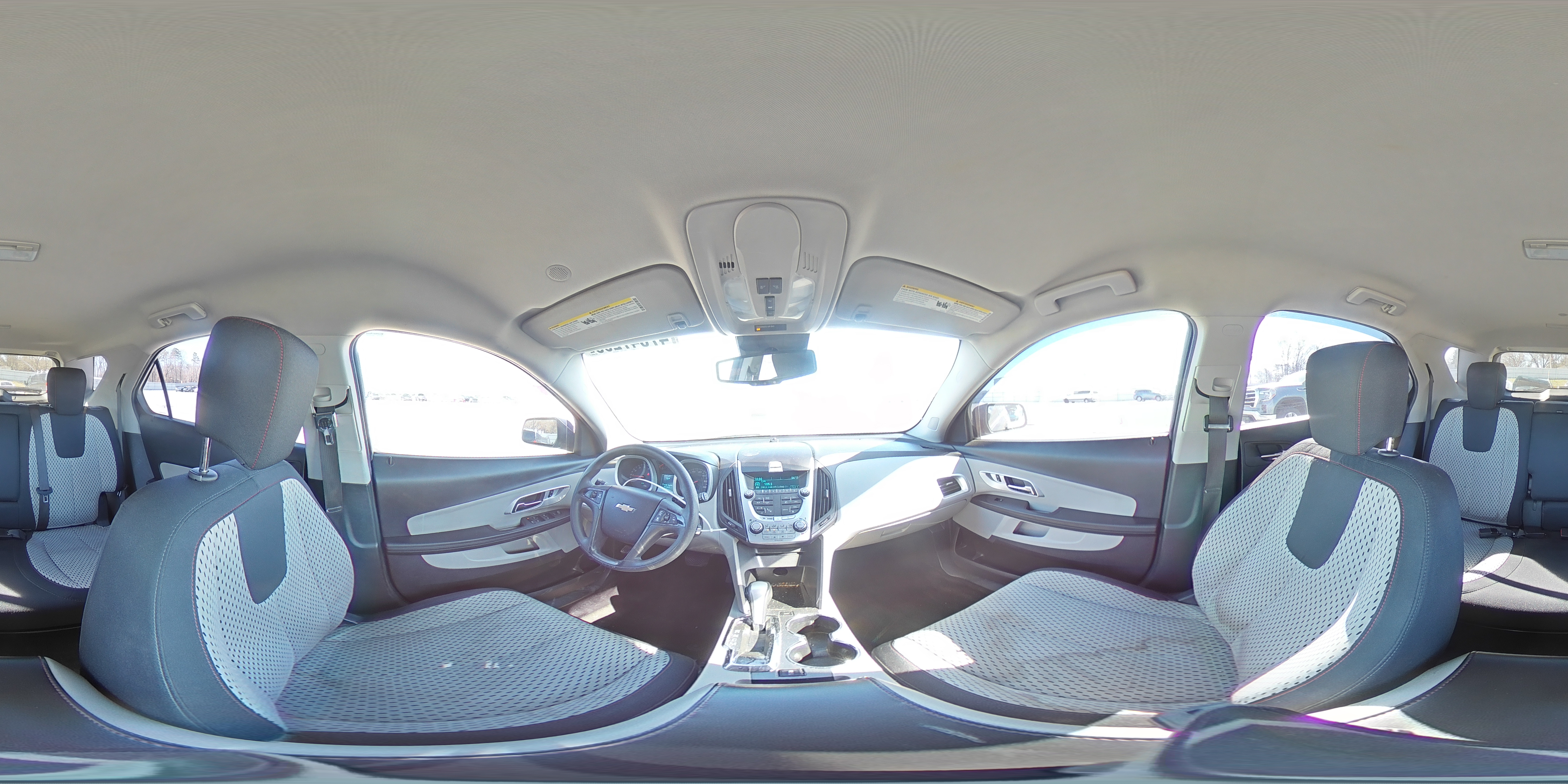 2015 Chevrolet Equinox - Image 13