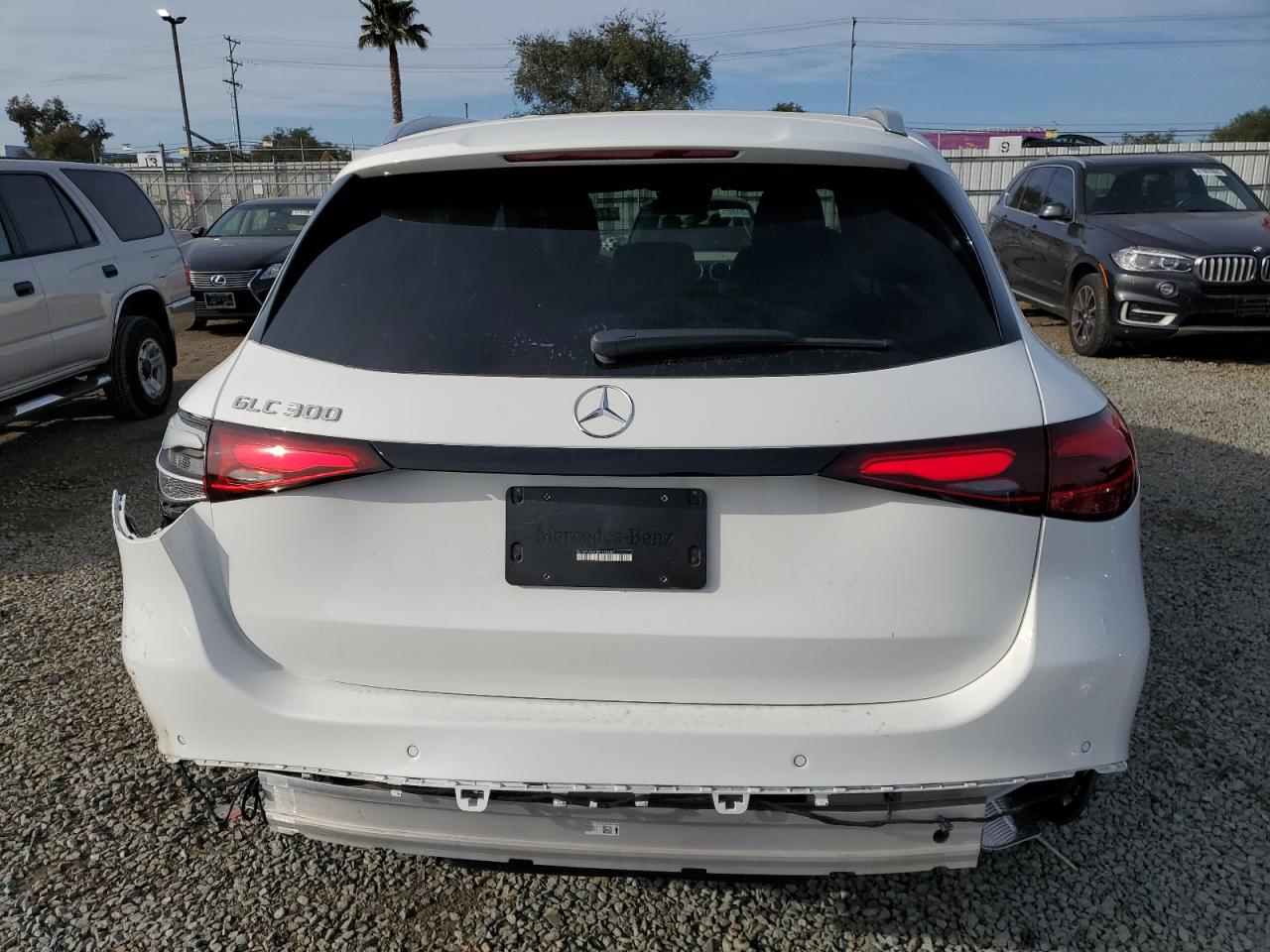 2024 Mercedes-Benz GLC - Image 6