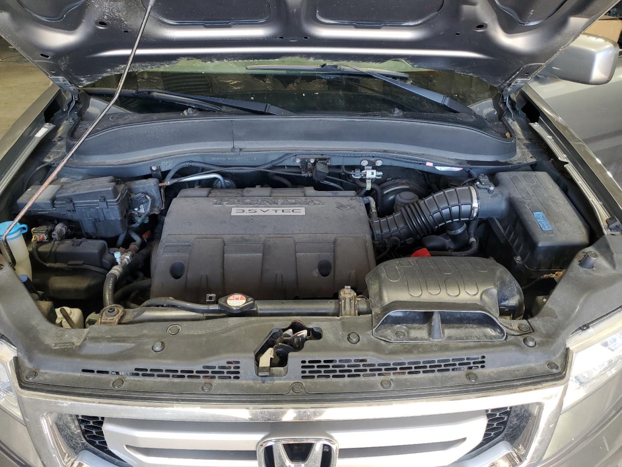 2009 Honda Ridgeline - Image 11