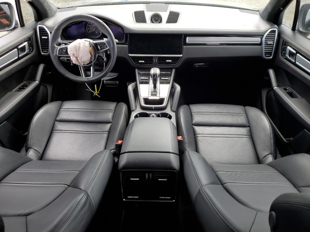 2021 Porsche Cayenne - Image 8