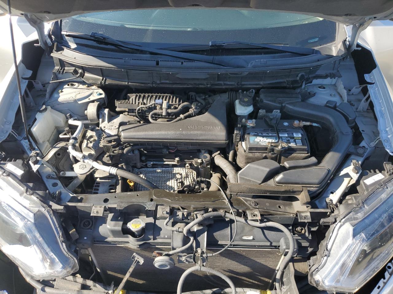 2015 Nissan Rogue - Image 13