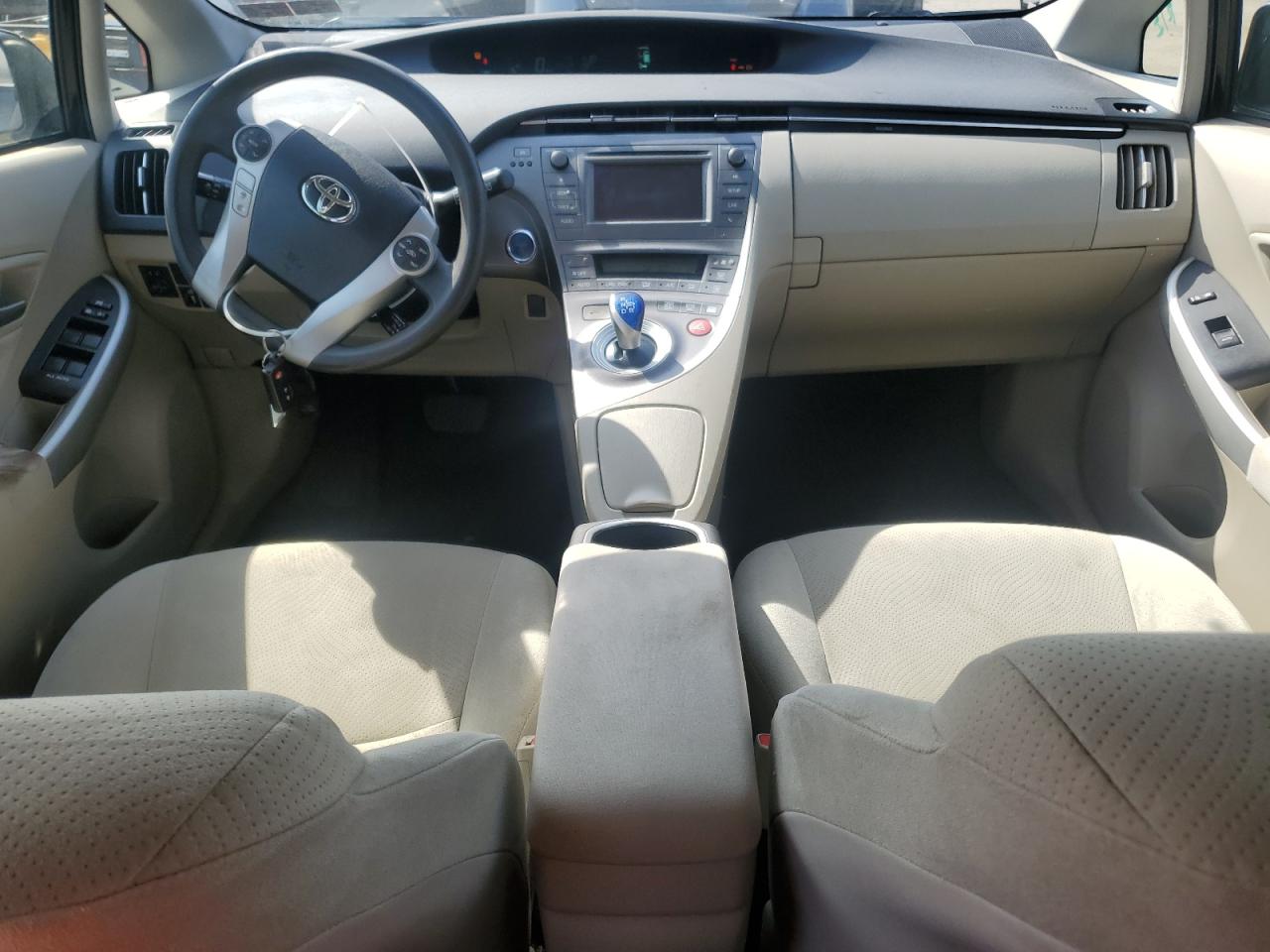 2014 Toyota Prius - Image 8