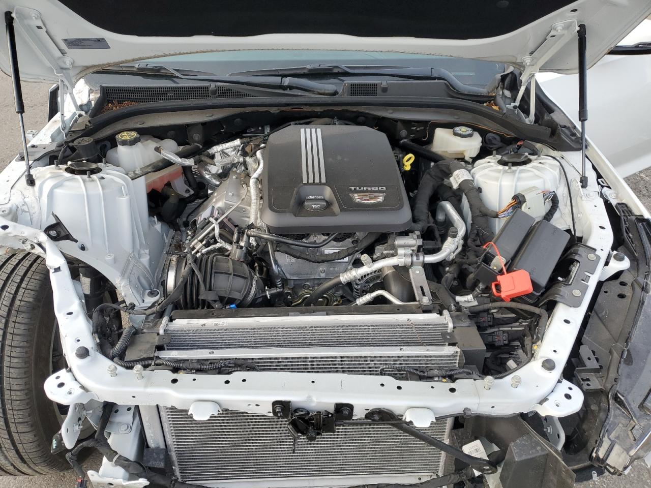 2022 Cadillac CT5 - Image 11