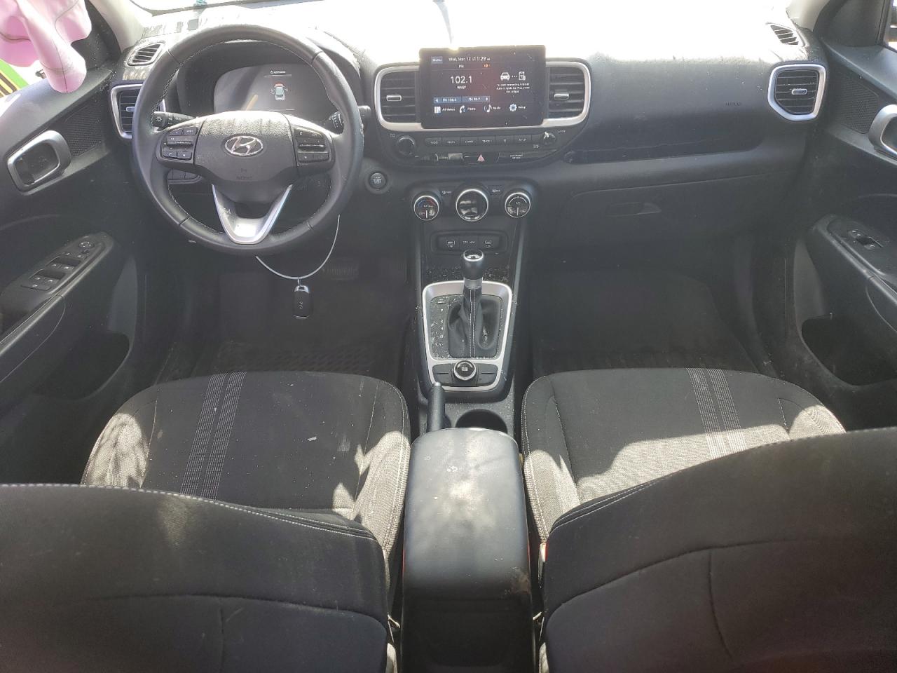 2024 Hyundai Venue - Image 8